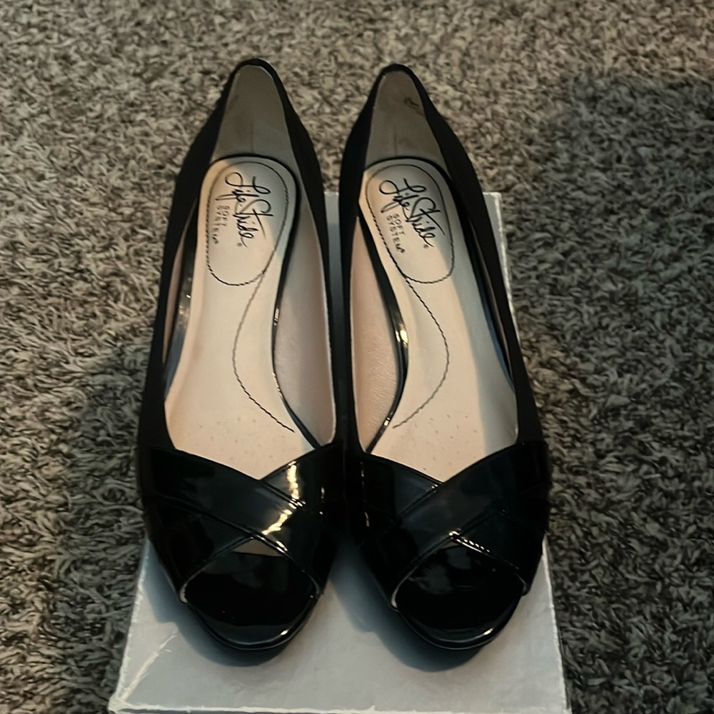 Life Stride Black Elegant Heels. New with their box